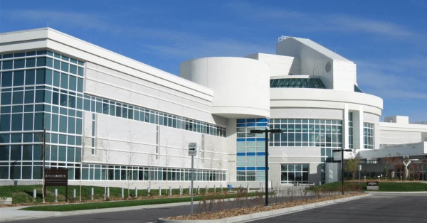 2002: Hudson Bay Insulation worked on the Bassett Army Hospital in Fairbanks, Alaska.